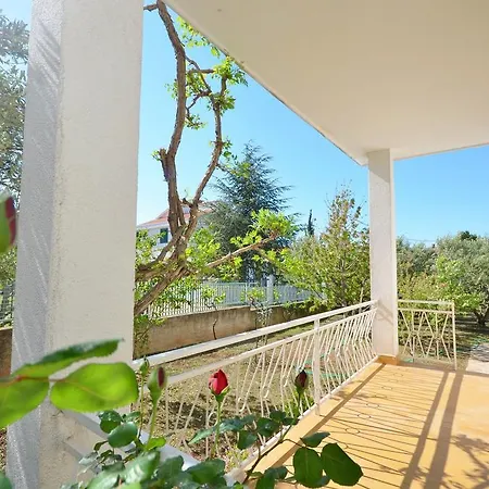 Secret Garden Apartment Vodice