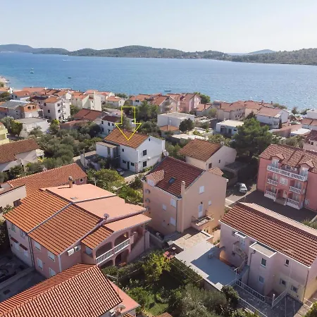 Apartment Secret Garden Vodice