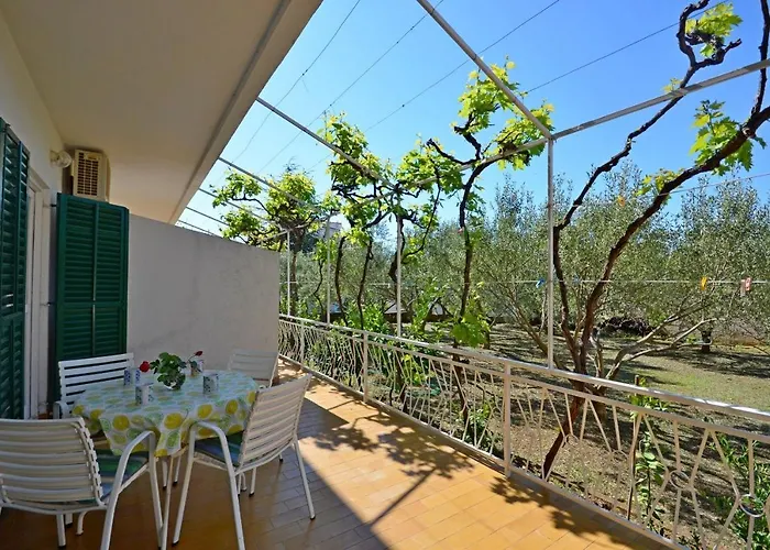 Apartment Secret Garden Vodice